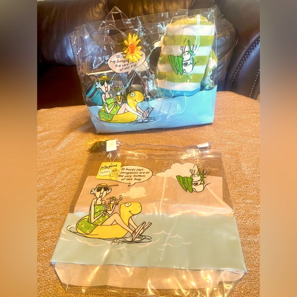 🏝HALLMARK🏝 “MAXINE” STUFF THIS! VTG CLEAR COMIC WATER FLOAT SCENE BEACH BAG🌼